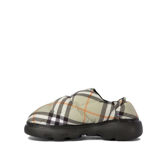 Elegant Quilted Check Slippers - Picture 3 of 4